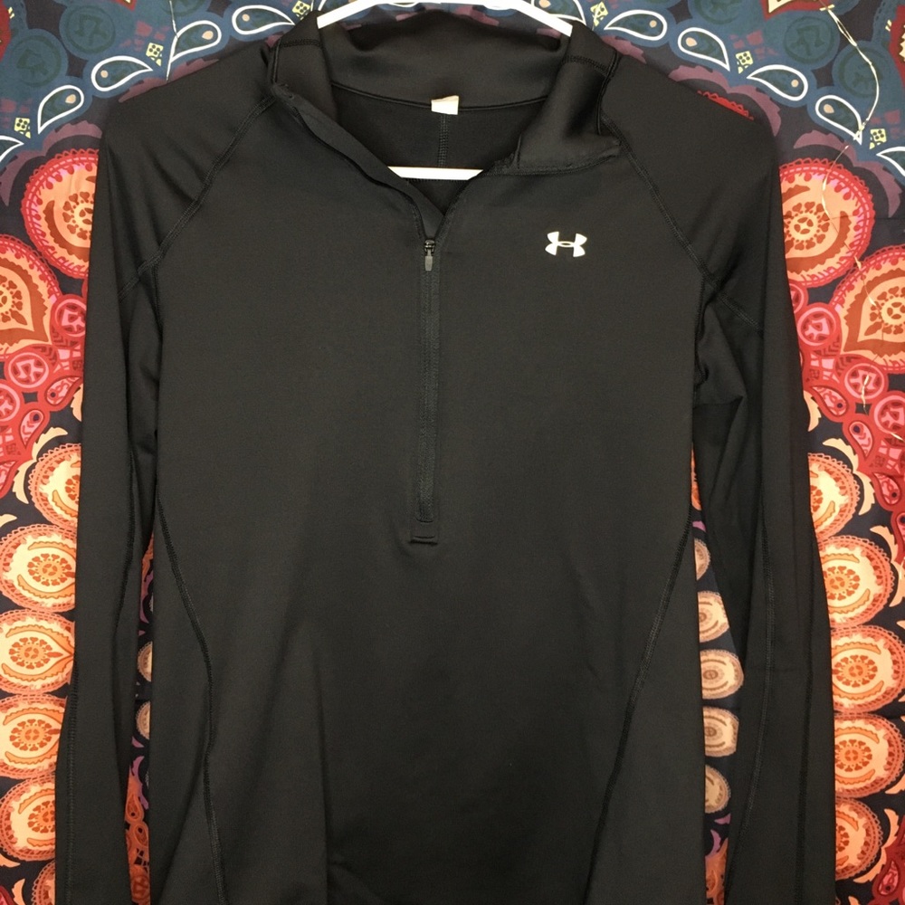 M Under Armor half zip sweater